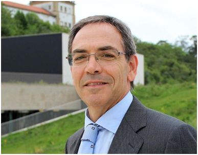 Dr. Carlos Baixauli